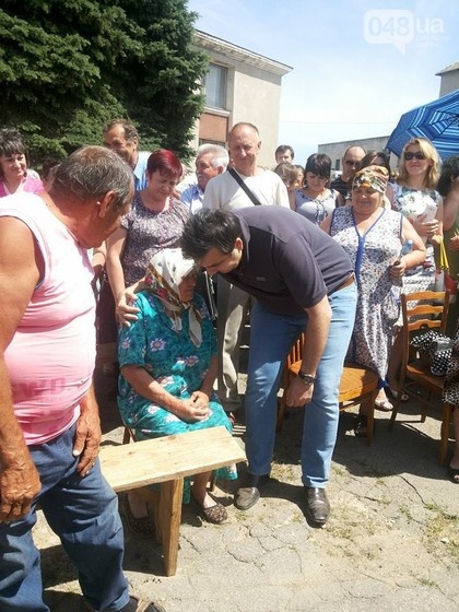 Казанжи: Чтобы люди поверили власти и вновь обрели надежду, необходимы такие публичные шаги, которые делает Саакашвили. Фото: 048.ua