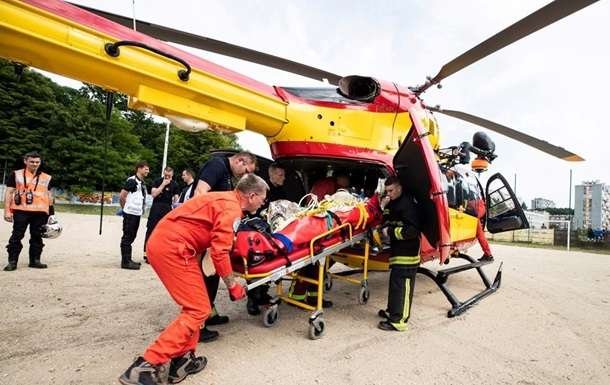 У Франції розбився вертоліт з рятувальниками