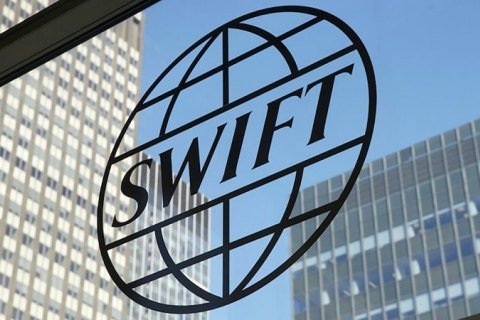 Чому США та ЄС відмовилися від ідеї відключити Росію від SWIFT