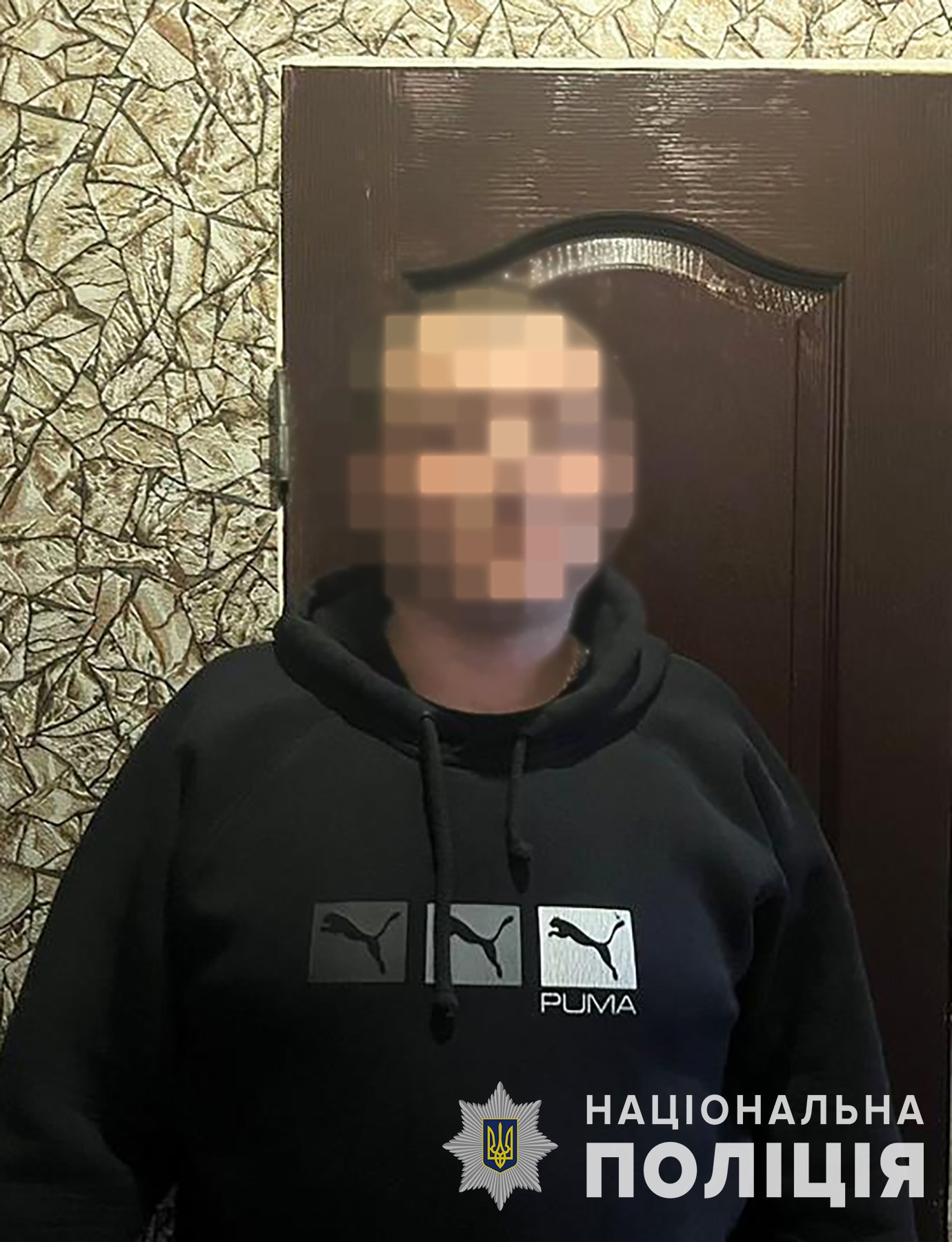 У Запоріжжі затримано троє осіб, які майже рік ошукували українців