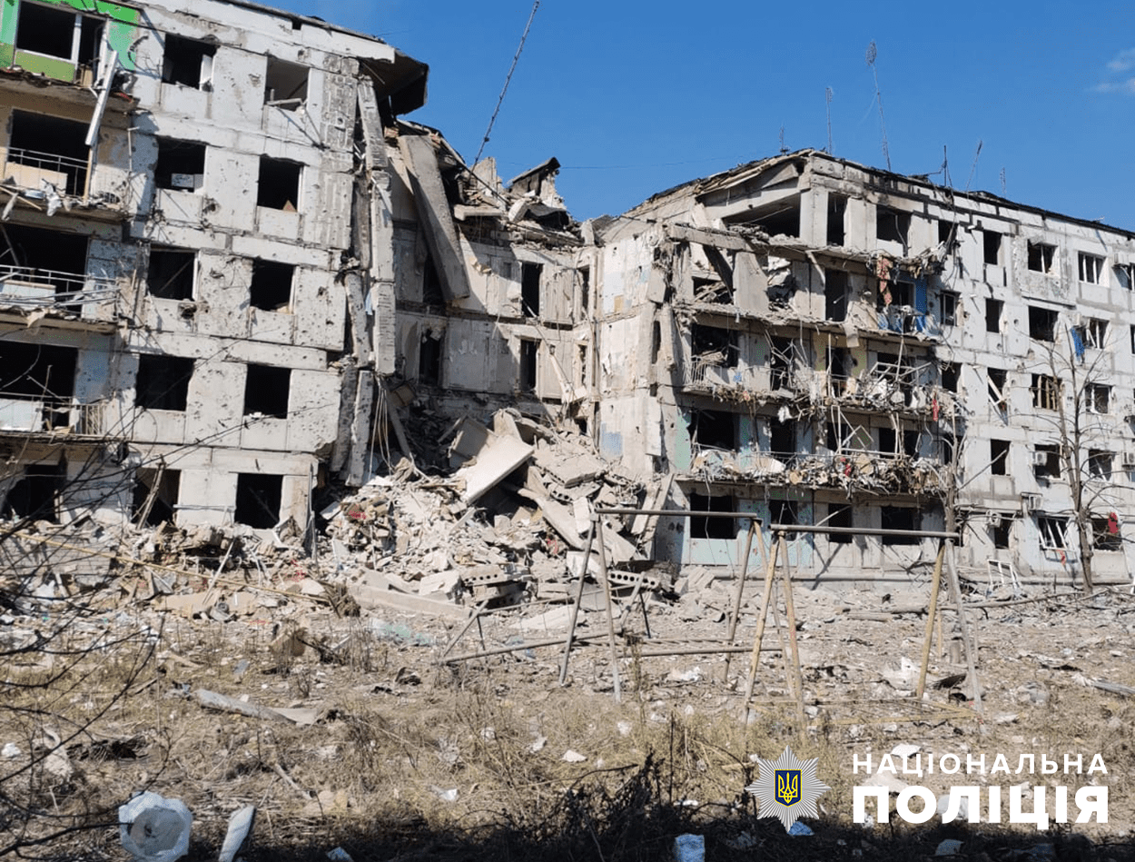 В поліції показали пошкодження житлових об'єктів на Запоріжжі внаслідок атак рф