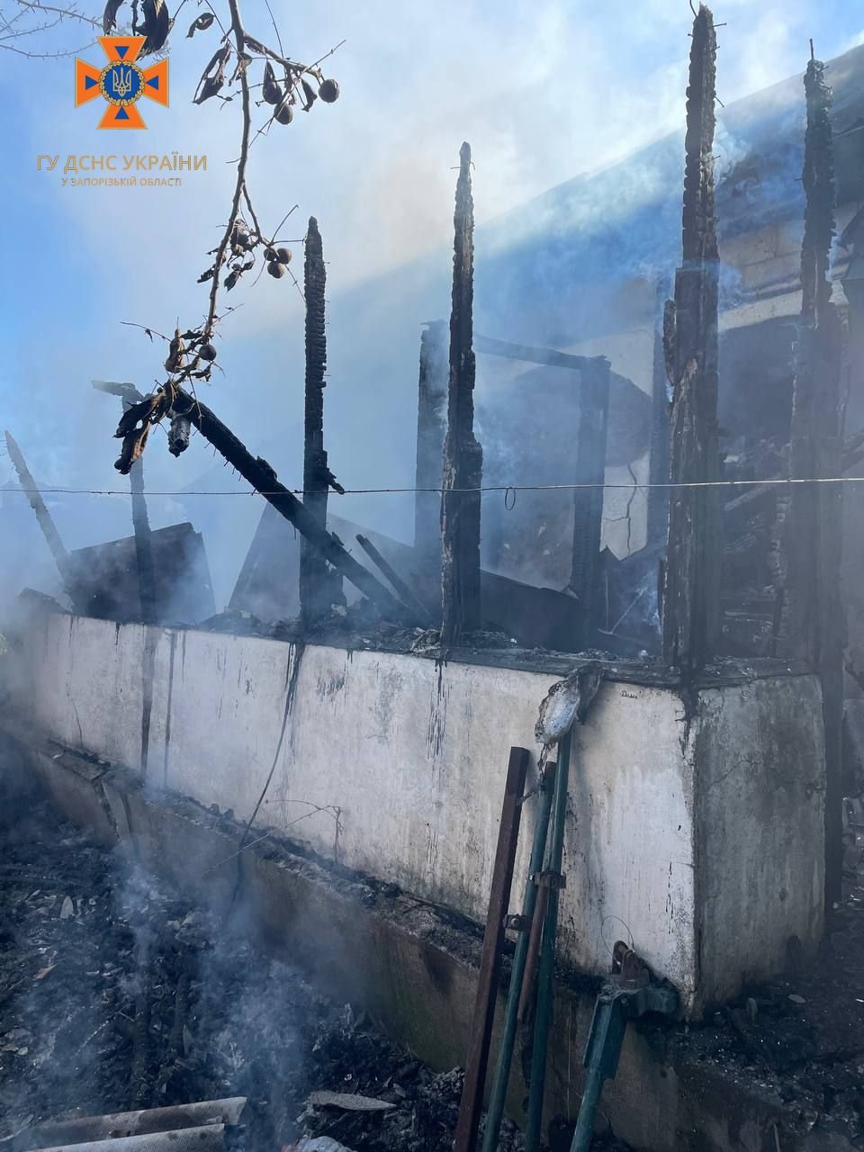 Вогнеборці ліквідували 2 пожежі, що виникли наслідок ворожого обстрілу у Запорізькій області