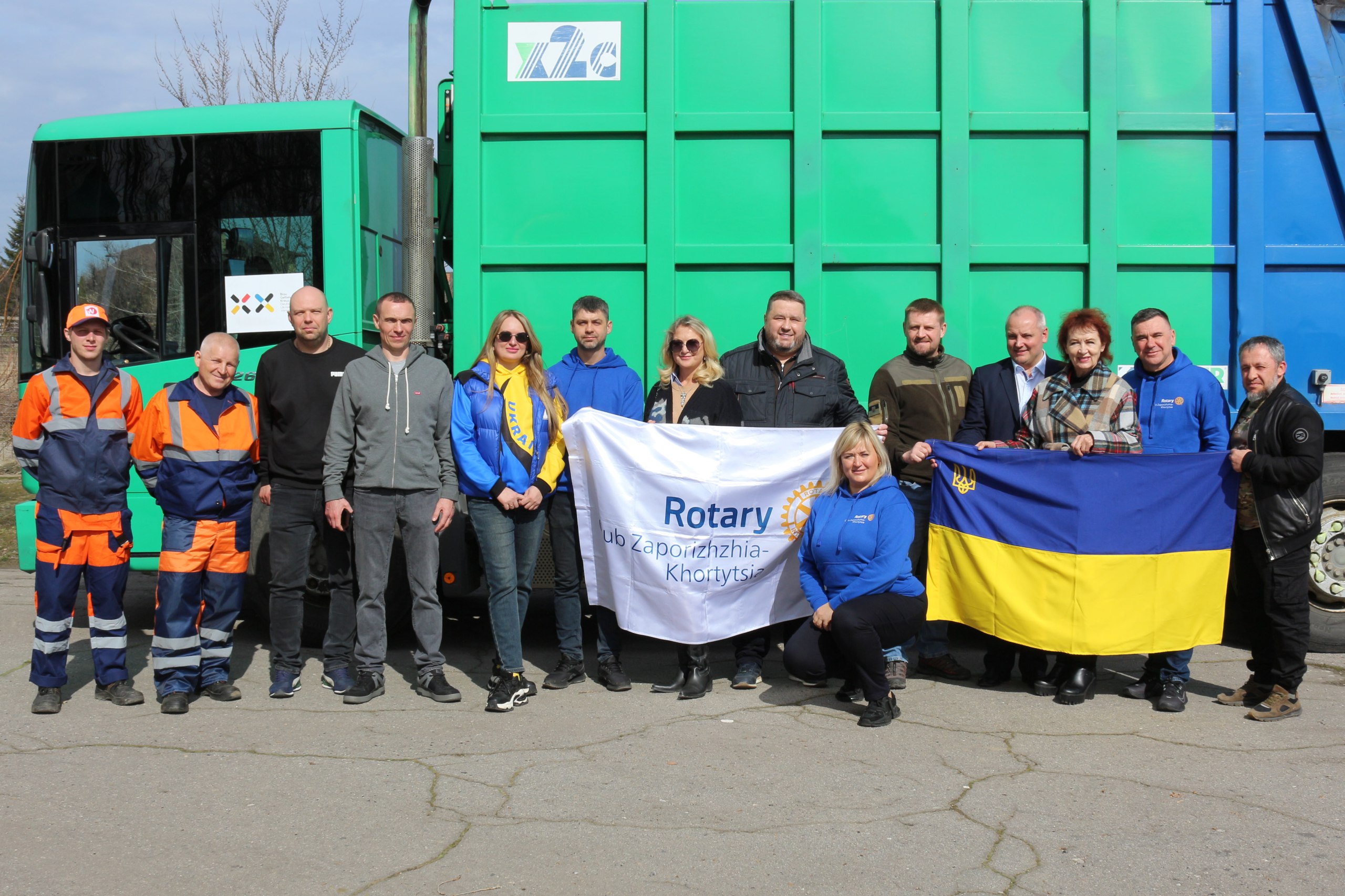 Громада Запорізького району отримала спецтехніку від німецьких благодійників (ФОТО, ВІДЕО)
